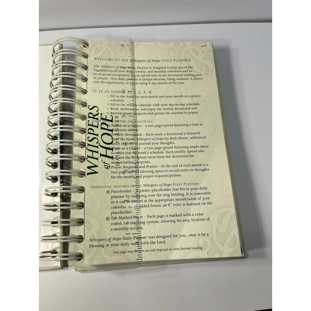 Whispers of Hope Daily Planner with Devotional by Beth Moore, Spiral‎ bound